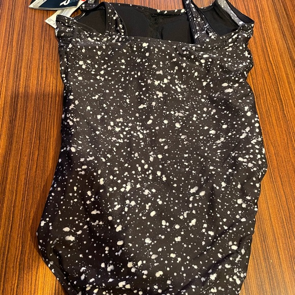 TYR one piece never use bathing suit - Picture 3 of 3